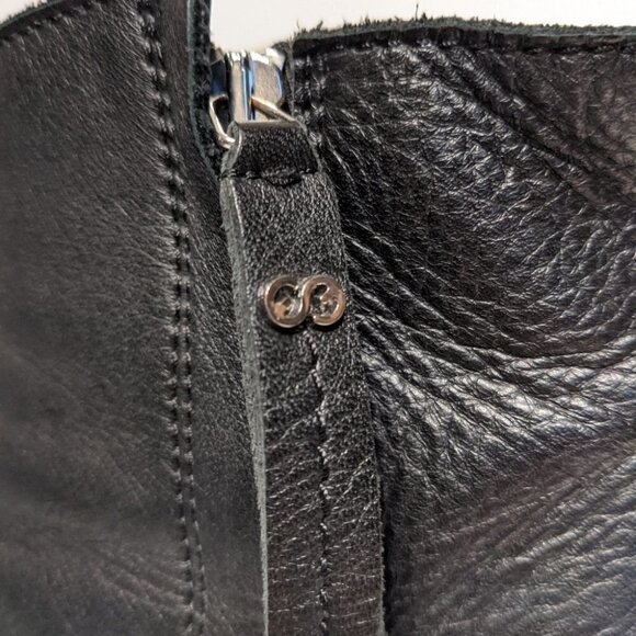 Escada Sport | Heeled Leather Ankle Bootie - Picture 6 of 9